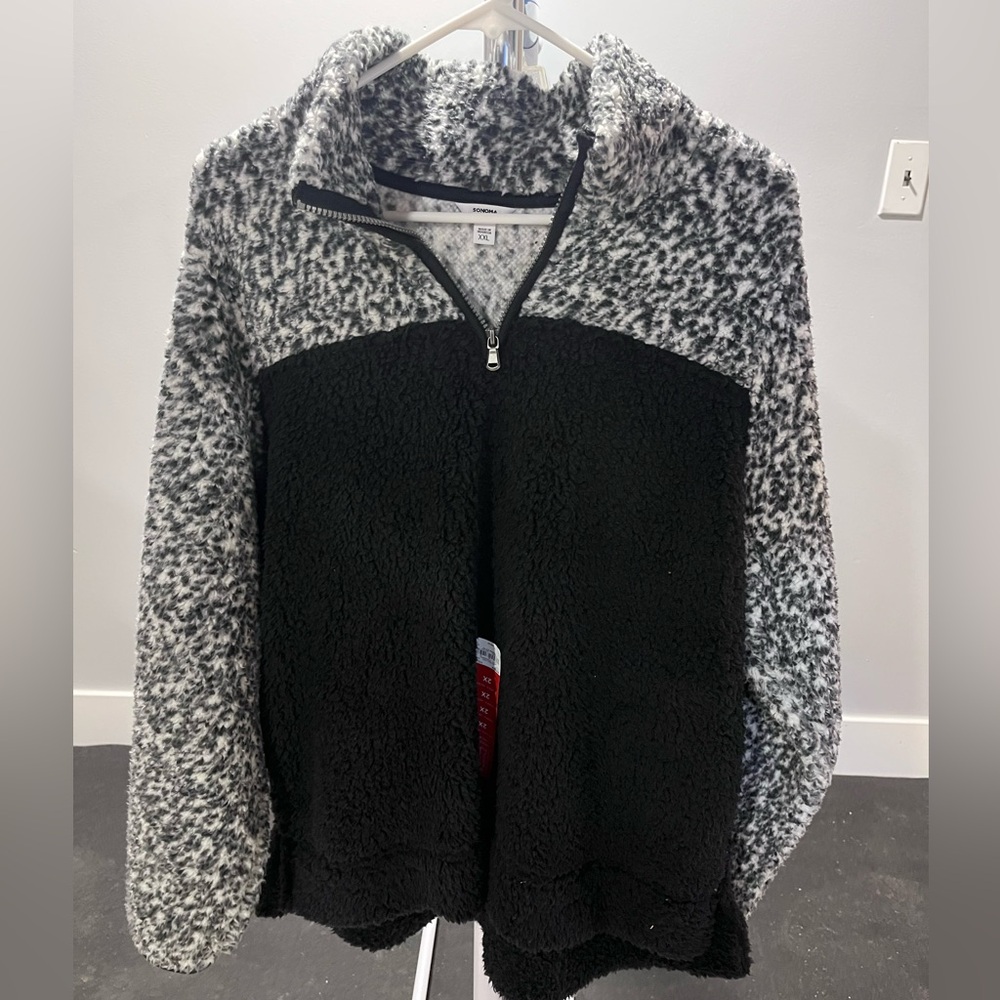 Sonoma Black and White Fleece Jacket